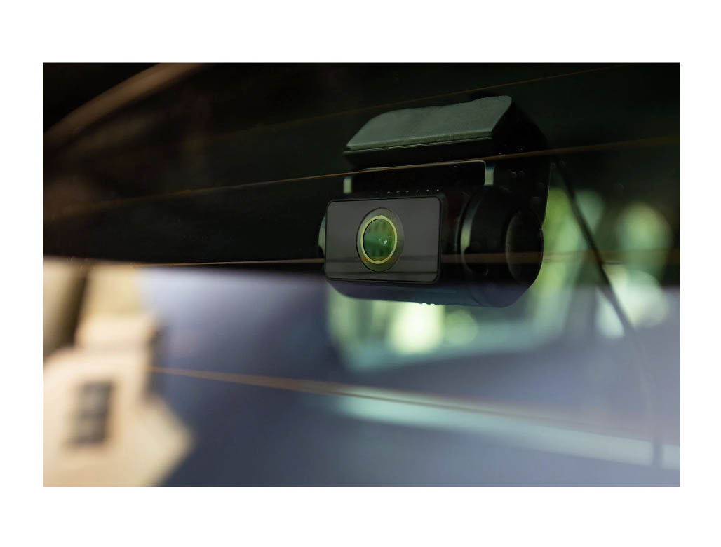 LAMAX T10 Dashcam Display Touchscreen