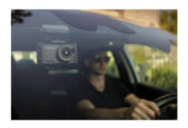 LAMAX T10 Dashcam Display Touchscreen